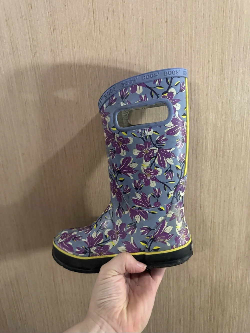 Kids Bogs Magnolia Purple Floral Girls' Rain Boots with Yellow Trim Size 1